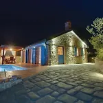 House Victoria 1 By Guide * Nerezine